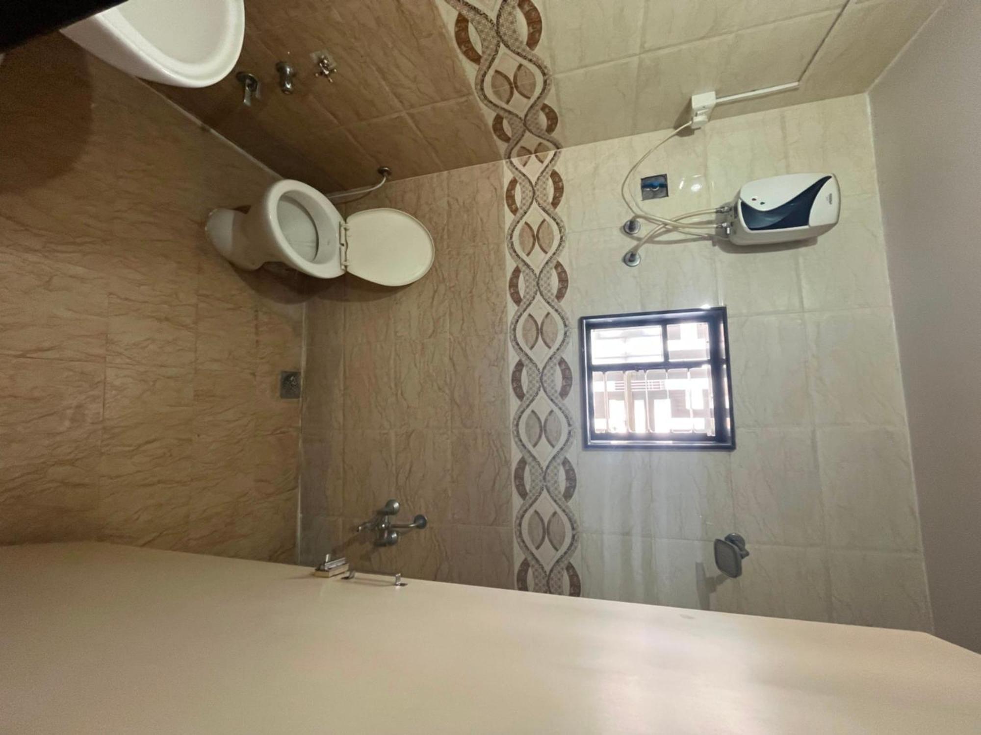 Oyo Hotel Rio Inn Ānand Dış mekan fotoğraf